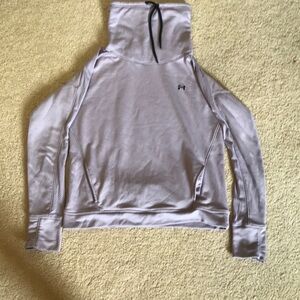 Under armor loose turtleneck sweatshirt